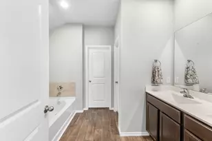 13817 Rock Island Trl, Conroe, TX 77384 - Photo 15