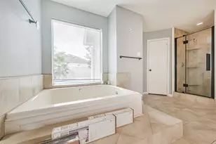 2287 Woodland Springs St, Houston, TX 77077 - Photo 27