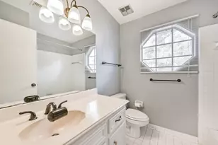 2287 Woodland Springs St, Houston, TX 77077 - Photo 37