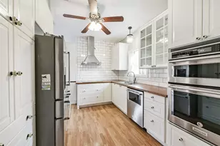 2287 Woodland Springs St, Houston, TX 77077 - Photo 9