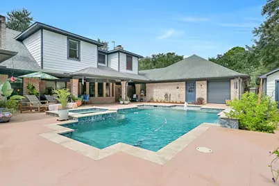 203 W Spreading Oaks Avenue, Friendswood, TX 77546 - Photo 45