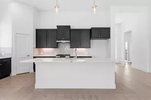 425 Mourning Dove Dr, Waller, TX 77447 - Photo 3