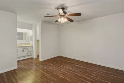 17330 Herrnhut Drive, Webster, TX 77598 - Photo 13