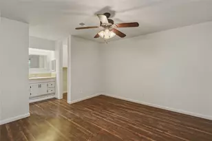 17330 Herrnhut Dr, Webster, TX 77598 - Photo 13