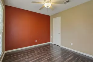 17330 Herrnhut Dr, Webster, TX 77598 - Photo 19