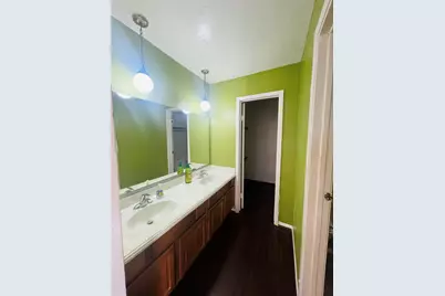 10103 Sageyork Drive, Houston, TX 77089 - Photo 9