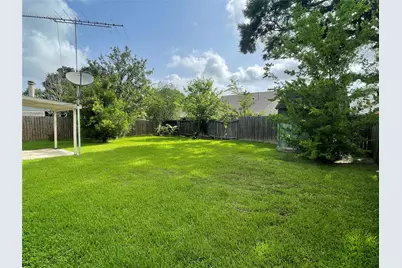 10103 Sageyork Drive, Houston, TX 77089 - Photo 13