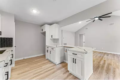 30 N Drifting Leaf Court, Spring, TX 77380 - Photo 17