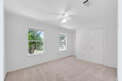 3938 Vauxhall Drive S, Houston, TX 77047 - Photo 33