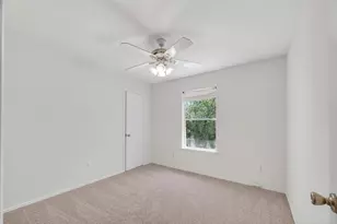 3938 Vauxhall Dr S, Houston, TX 77047 - Photo 37