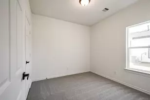 10401 Woodhill Spa Ln, Cleveland, TX 77327 - Photo 17