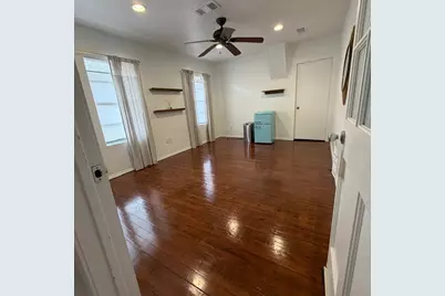 520 W 14th Street, Houston, TX 77008 - Photo 9