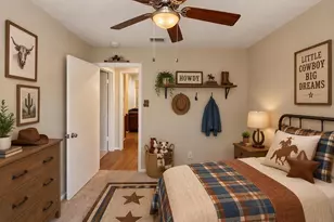 6631 Inwood W Dr, Houston, TX 77088 - Photo 35