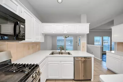 2102 Gemini Street, Houston, TX 77058 - Photo 15