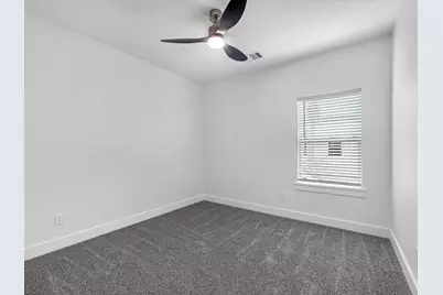 900 Lucky Street #B, Houston, TX 77088 - Photo 17