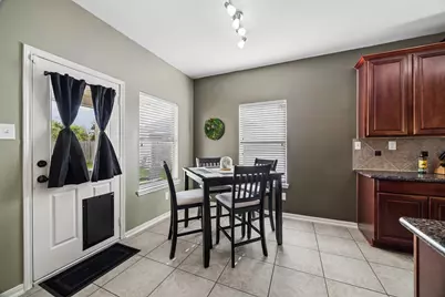 10051 Lynnwood Drive, Baytown, TX 77521 - Photo 13