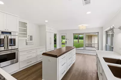 2312 Pebble Beach Drive, League City, TX 77573 - Photo 9