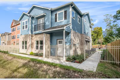 5262 Ella Boulevard #100A, Houston, TX 77018 - Photo 1