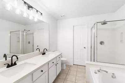 302 Sentry Maple Place, The Woodlands, TX 77382 - Photo 13