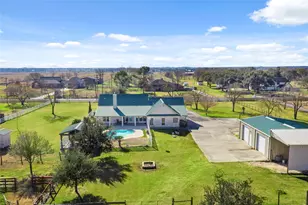 9106 N Humble Camp Rd, Dickinson, TX 77539 - Photo 37