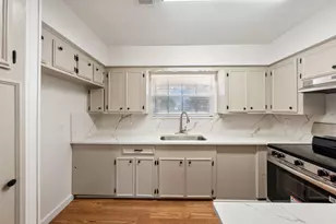 6003 Heatherbrook Dr, Houston, TX 77085 - Photo 11