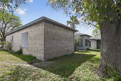 11326 Willowood Creek Drive, Corpus Christi, TX 78410 - Photo 41