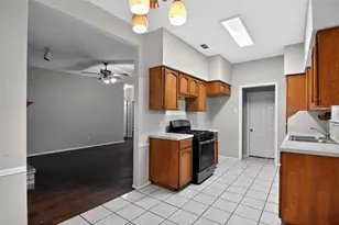 11326 Willowood Creek Dr, Corpus Christi, TX 78410 - Photo 9