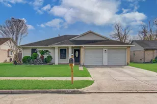 713 Willow Creek Dr, La Porte, TX 77571 - Photo 1