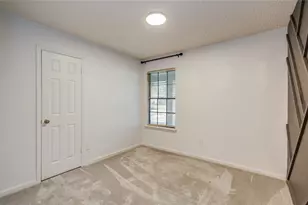 713 Willow Creek Dr, La Porte, TX 77571 - Photo 19