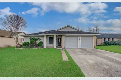 713 Willow Creek Drive, La Porte, TX 77571 - Photo 9