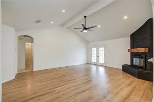 713 Willow Creek Dr, La Porte, TX 77571 - Photo 13