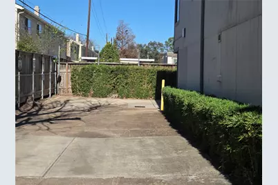 1114 Augusta Drive #12, Houston, TX 77057 - Photo 9