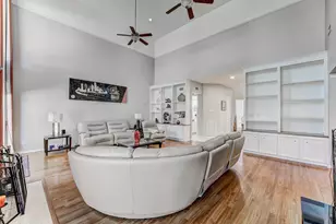 12007 Lakeway Ct, Houston, TX 77071 - Photo 11