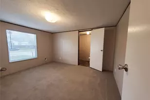 401 S Woodson St, Willis, TX 77378 - Photo 5