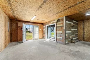 210 W Mulberry Ave, Wharton, TX 77488 - Photo 27