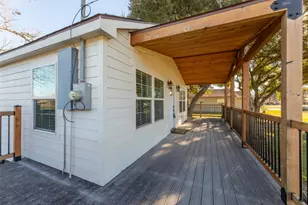 210 W Mulberry Ave, Wharton, TX 77488 - Photo 39