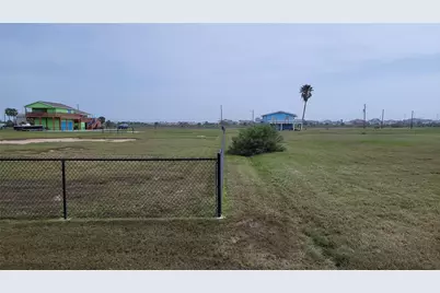 4003 2nd Street, Galveston, TX 77554 - Photo 3