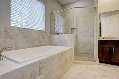 4851 Benning Dr, Houston, TX 77035 - Photo 15