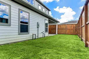 4851 Benning Dr, Houston, TX 77035 - Photo 33