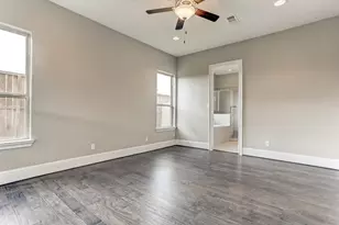 4851 Benning Dr, Houston, TX 77035 - Photo 11