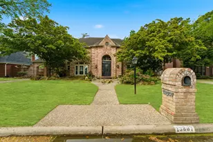 13807 Balmore Cir, Houston, TX 77069 - Photo 3