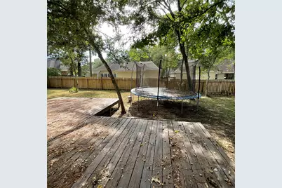 122 April Wind Drive E, Conroe, TX 77356 - Photo 21