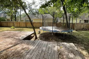 122 April Wind Dr E, Conroe, TX 77356 - Photo 21