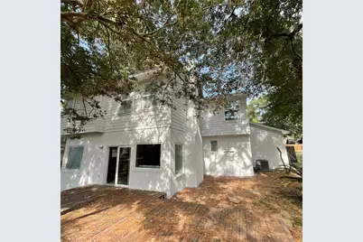 122 April Wind Drive E, Conroe, TX 77356 - Photo 17