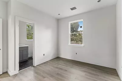 2035 Oak Forest Drive #A-B, Houston, TX 77018 - Photo 17