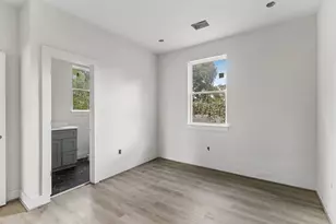 2035 Oak Forest Dr, Houston, TX 77018 - Photo 17