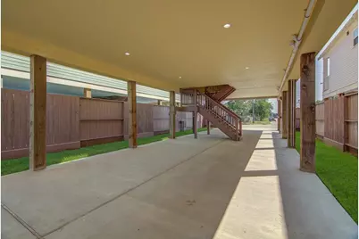 2305 67th Street, Galveston, TX 77551 - Photo 37