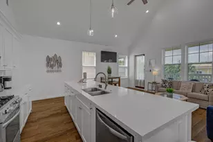 2305 67th St, Galveston, TX 77551 - Photo 15