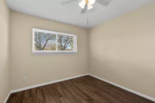 1807 Oaklawn St, Sugar Land, TX 77498 - Photo 13