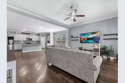 623 Orchid Hill Drive E, Conroe, TX 77301 - Photo 7